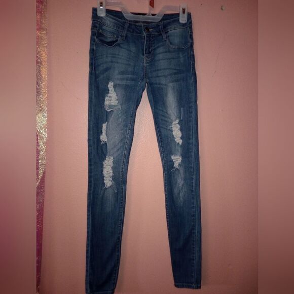 Cello jeans; skinny, size 1; straight leg; excellent condition - Picture 1 of 9